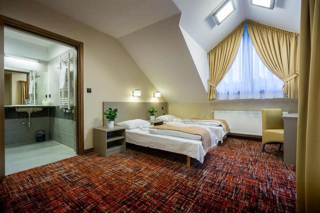 Pensjonat Kanion Bed & Breakfast Szklarska Poreba Bagian luar foto